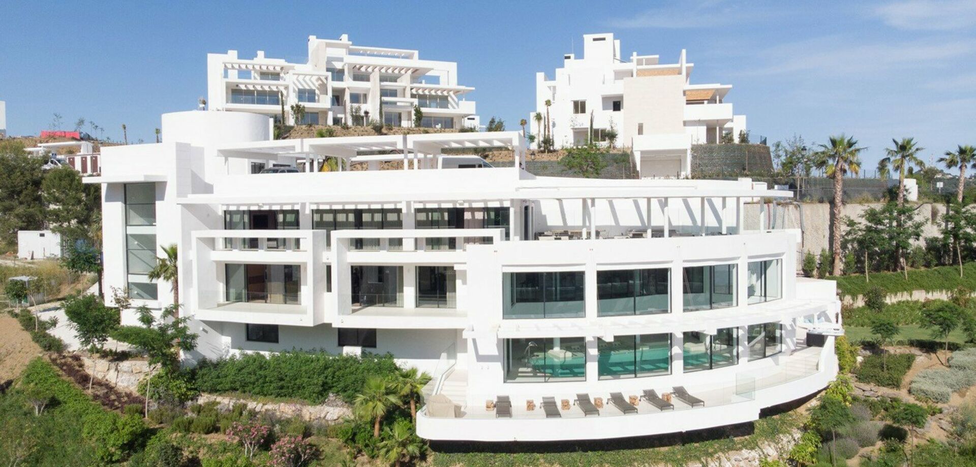 Villa for sale in Ojen